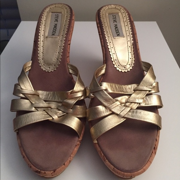 Steve Madden Gold Wedge Cork Sandals - Picture 1 of 6